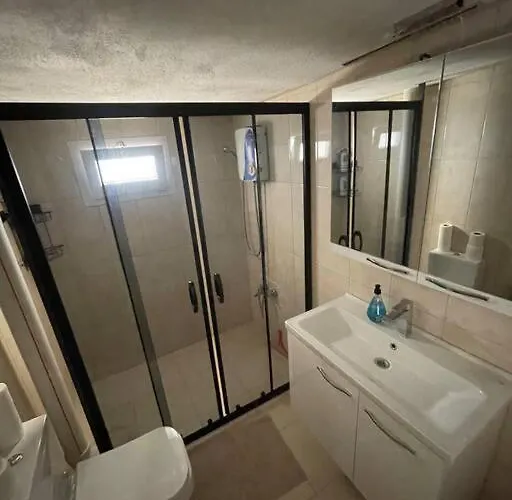 White House Villa *
